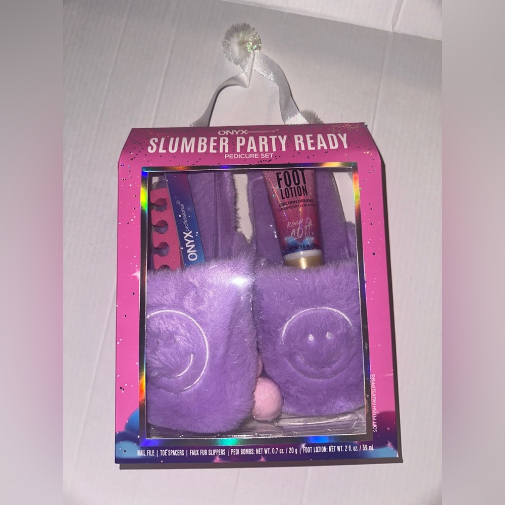 Slipper set with toe spaces file foot bath bombs set! New!